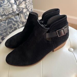 Clark's Collection Black Suede Leather Ankle Boots Booties Side Zip size 9.5
